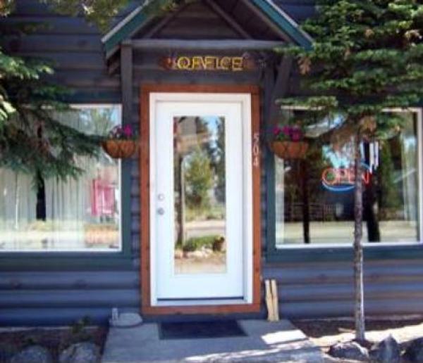 West Yellowstone, Montana, Vacation Rental Cabin
