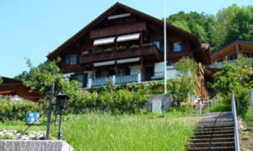 Gunten, Oberland, Vacation Rental Condo