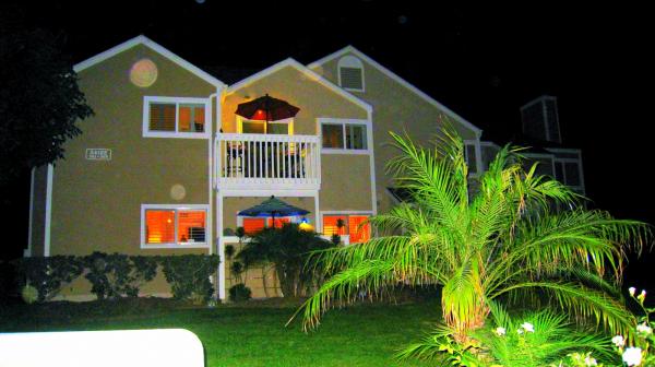 Ivory Coast . . .3 bedroom condo for your family