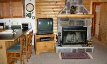 Branson West, Missouri, Vacation Rental Cabin