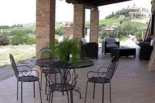 Cossignano, Marche, Vacation Rental Farmhouse