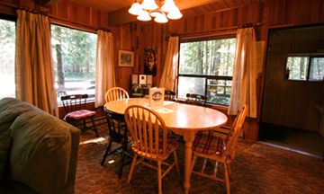 Deming, Washington, Vacation Rental Cabin