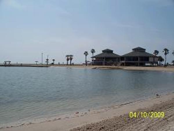 Rockport Blue Water Beach Pavillion Saltwater Pool