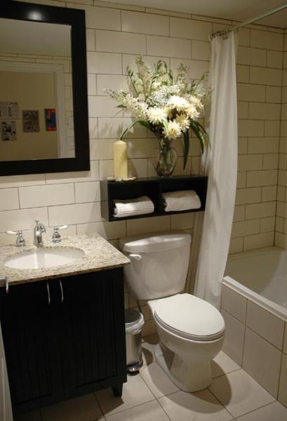 Main Bathroom