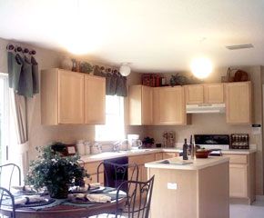 Fully equipped kitchen