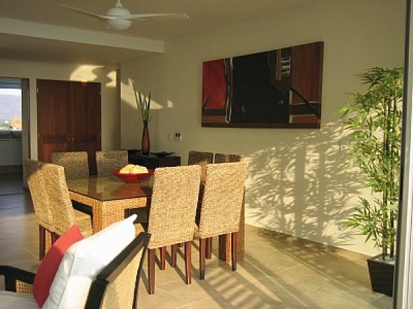 Outer sitting area
