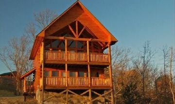 Sevierville, Tennessee, Vacation Rental Cabin