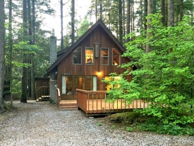 Glacier, Washington, Vacation Rental Cabin