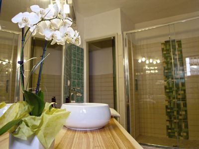 Villa Brigantina shower room