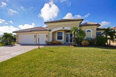 Cape Coral, Florida, Vacation Rental Villa