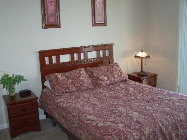 Queen Bedroom