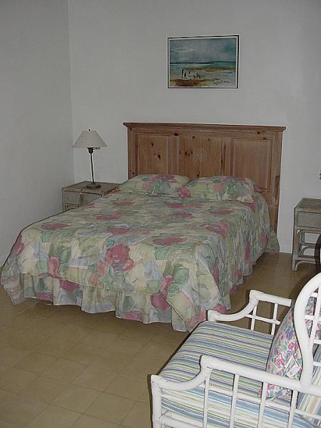 Queen Bed