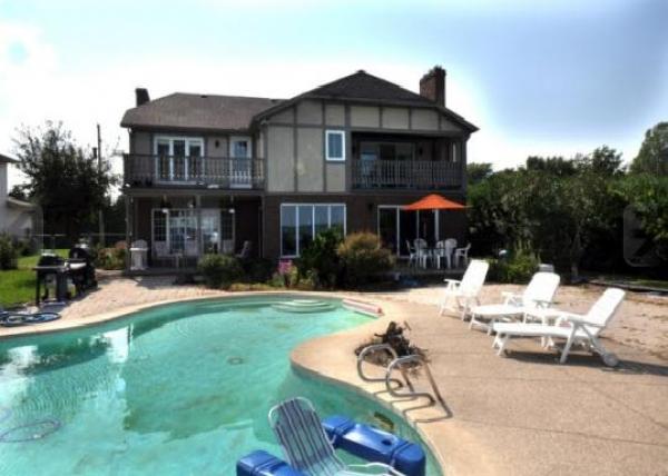 Niagara-on-the-Lake, Ontario, Vacation Rental Property for Sale
