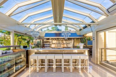 Conservatory with kitchen bar