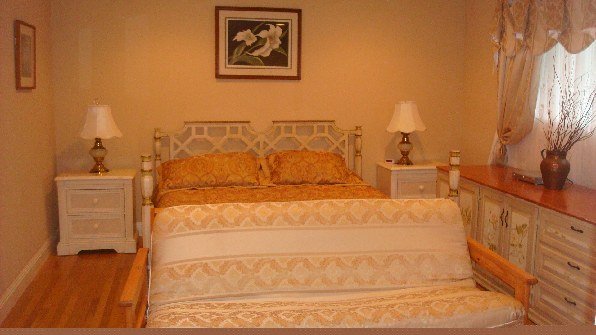 Master Bedroom with King bed and Queen Futon