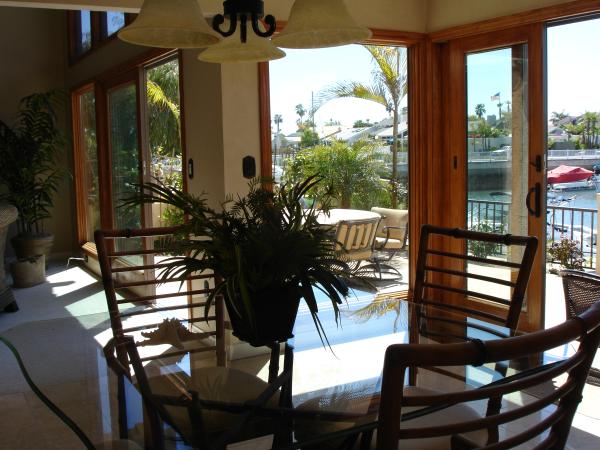 Breakfast Nook Eating Area Overlooking the Water