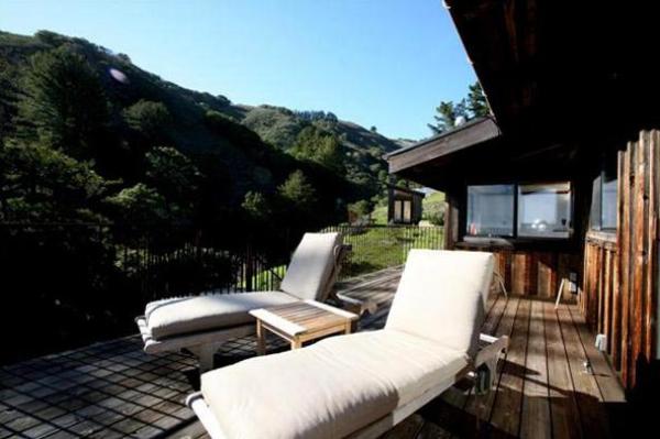 Enjoy Relaxing in Sun
