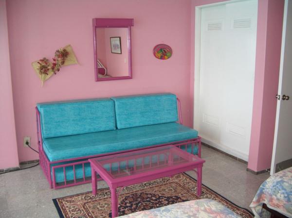 Bedroom #1 Trundle bed w/ view of Caribbean