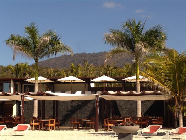 Los Veneros Beach Club