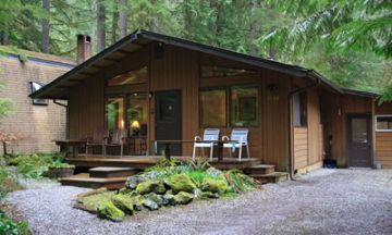 Deming, Washington, Vacation Rental Cabin