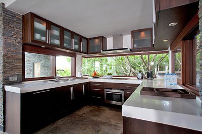 Renaissance Villa kitchen