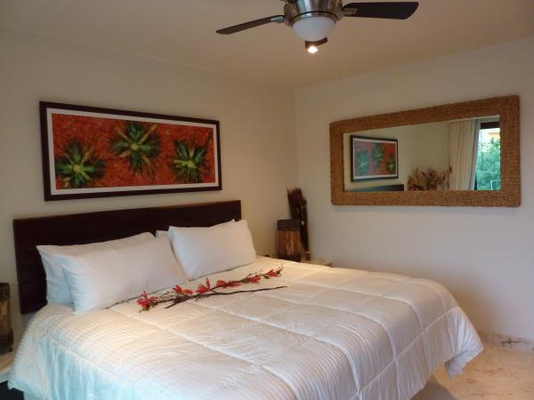 King-sized pillowtop bed.  Private balcony off BR