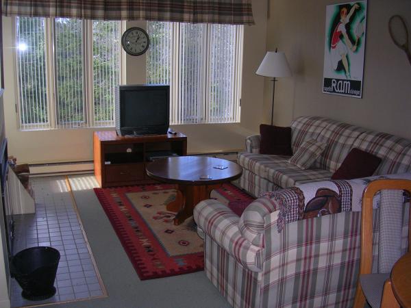 Ph I living room