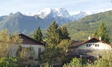 Kuchl, Salzburg, Vacation Rental Condo