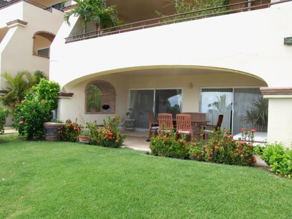 Anclote large view patio with grass area 