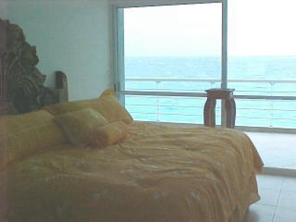 Second bedroom with ocean view