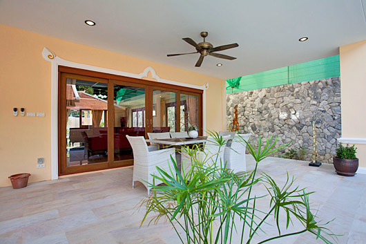 Pratumank Hill 7 Bedroom Vacation Villa