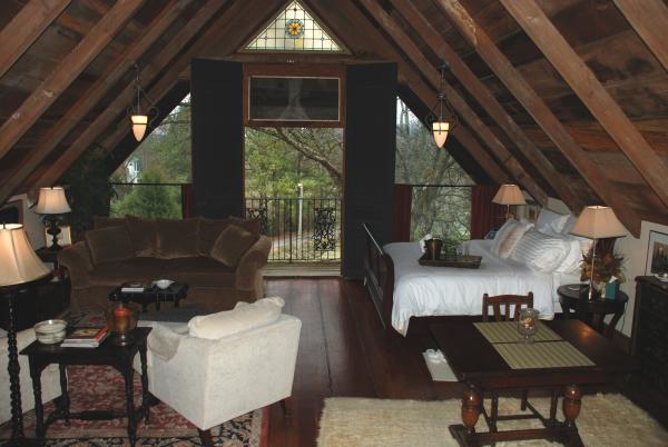 The Dauphine Suite