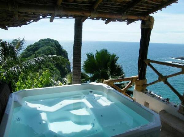 jacuzzi for six