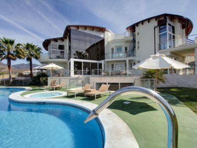 Villa El Cid Costa Pool area