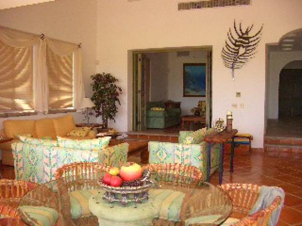 Living & Dining Area