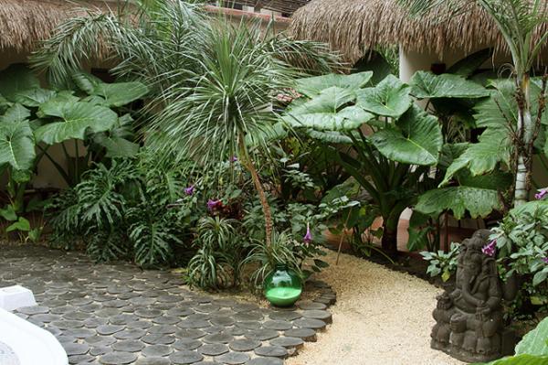 Garden/Ganesh