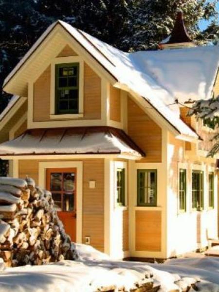 Breideblick Cottage Winter View