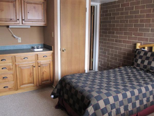A second view of the Silver Mine Bedroom