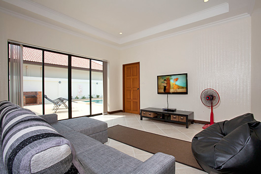 Pratumnak Hill 2 Bedroom Vacation Villa