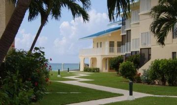 7 Mile Beach, Grand Cayman, Vacation Rental Condo