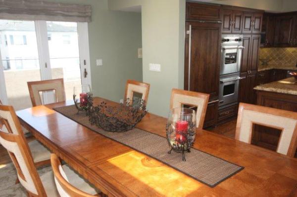 Dining area with balcony