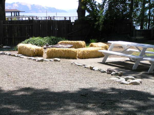 View from Kingfisher / Pelican Point Cottages 