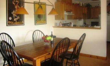 Newry, Maine, Vacation Rental Condo
