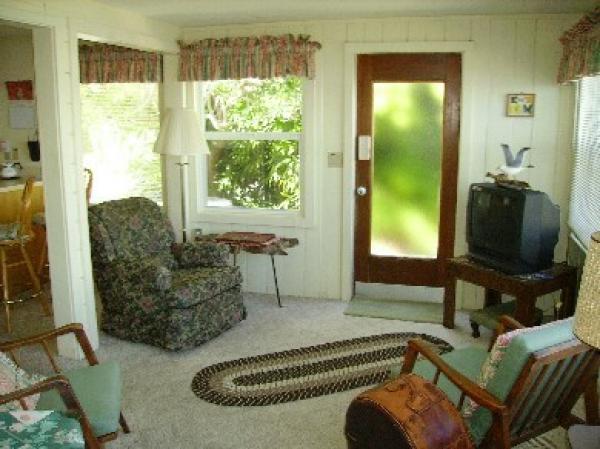 Front Living To Entrance