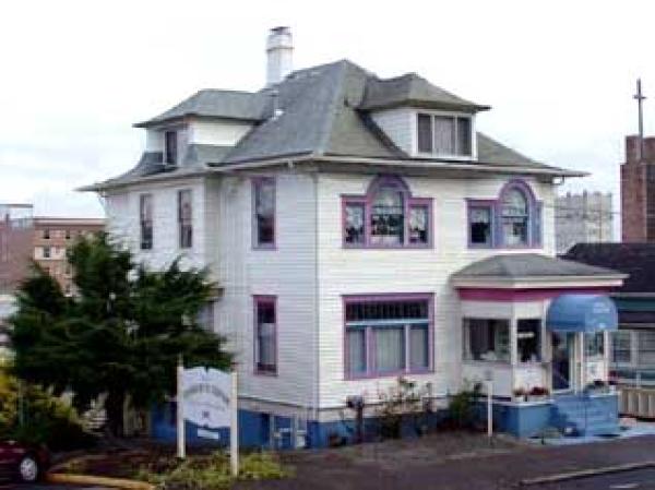 Franklin Street Station Inn