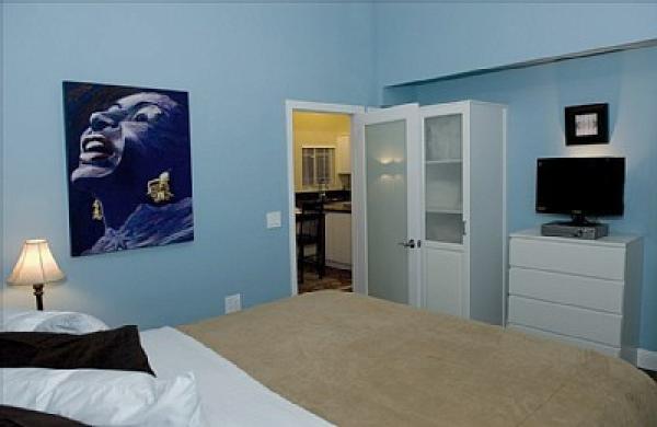 Bedroom - another view