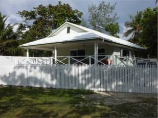 Sea Breeze Guest House in Vanuatu 
