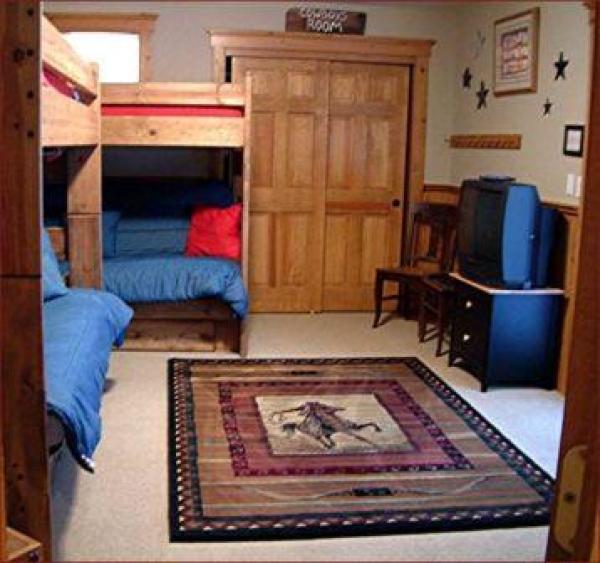 Bunk House master suite