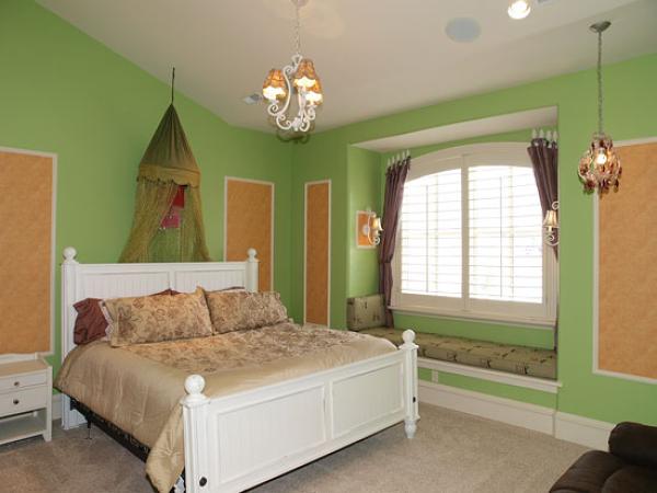 Princess Bathroom (valley views from tub)