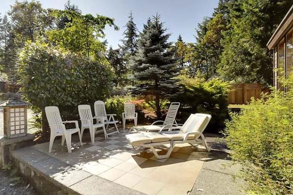 Sitting Area in Porch